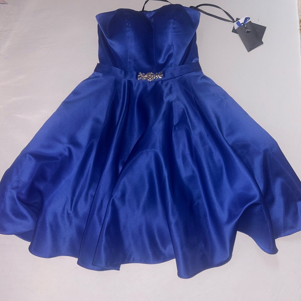 Stunning Royal Blue Strapless Prom Dress